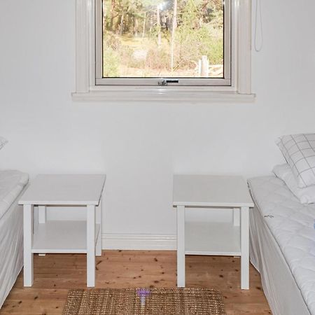 Gorgeous Home In Borrby With Wifi Esterno foto