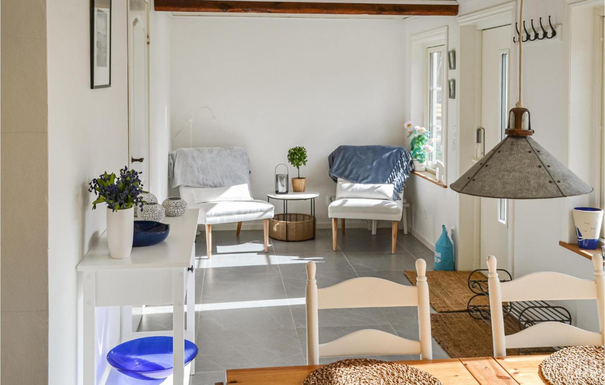 Gorgeous Home In Borrby With Wifi Esterno foto