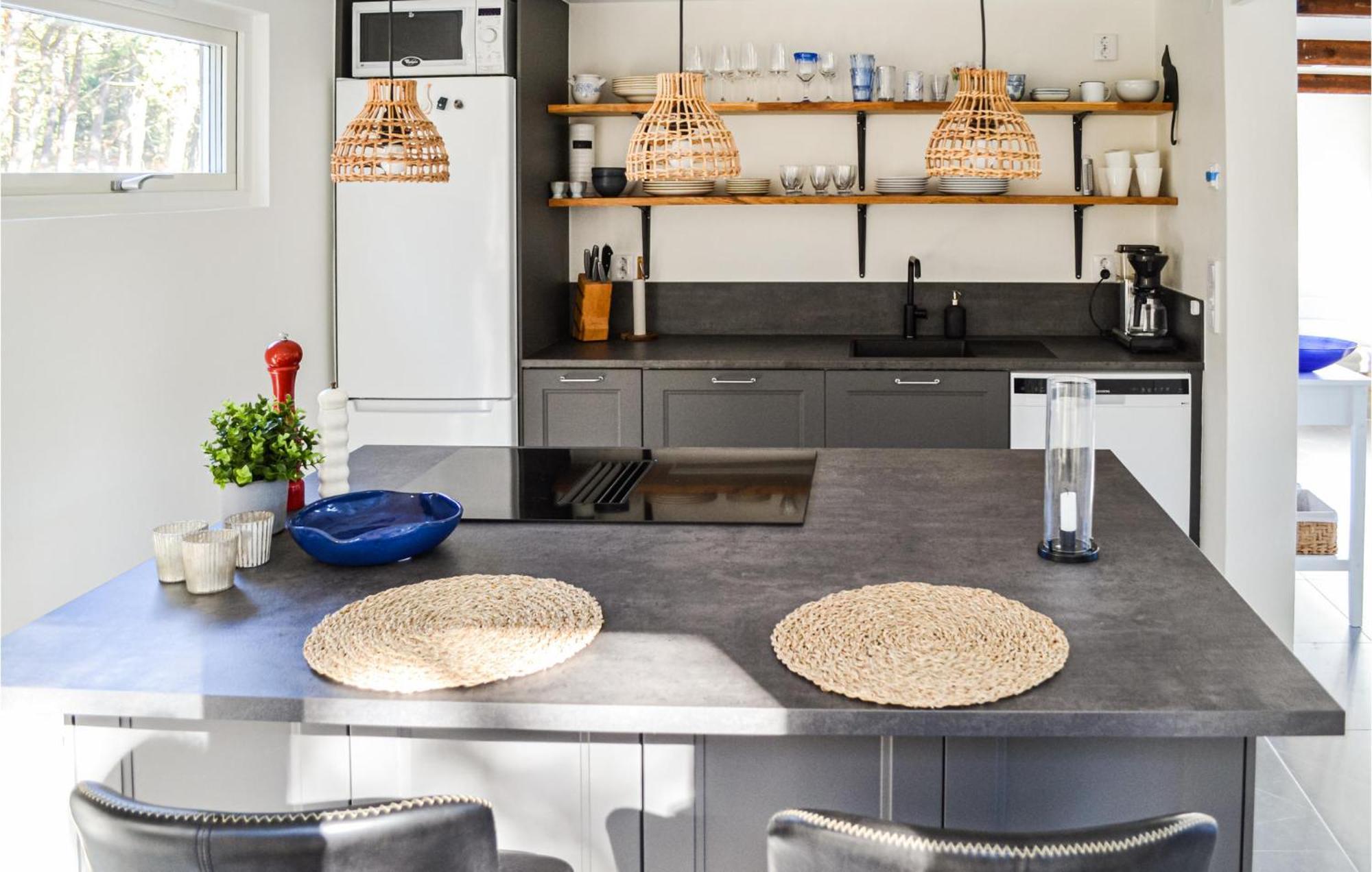 Gorgeous Home In Borrby With Wifi Esterno foto
