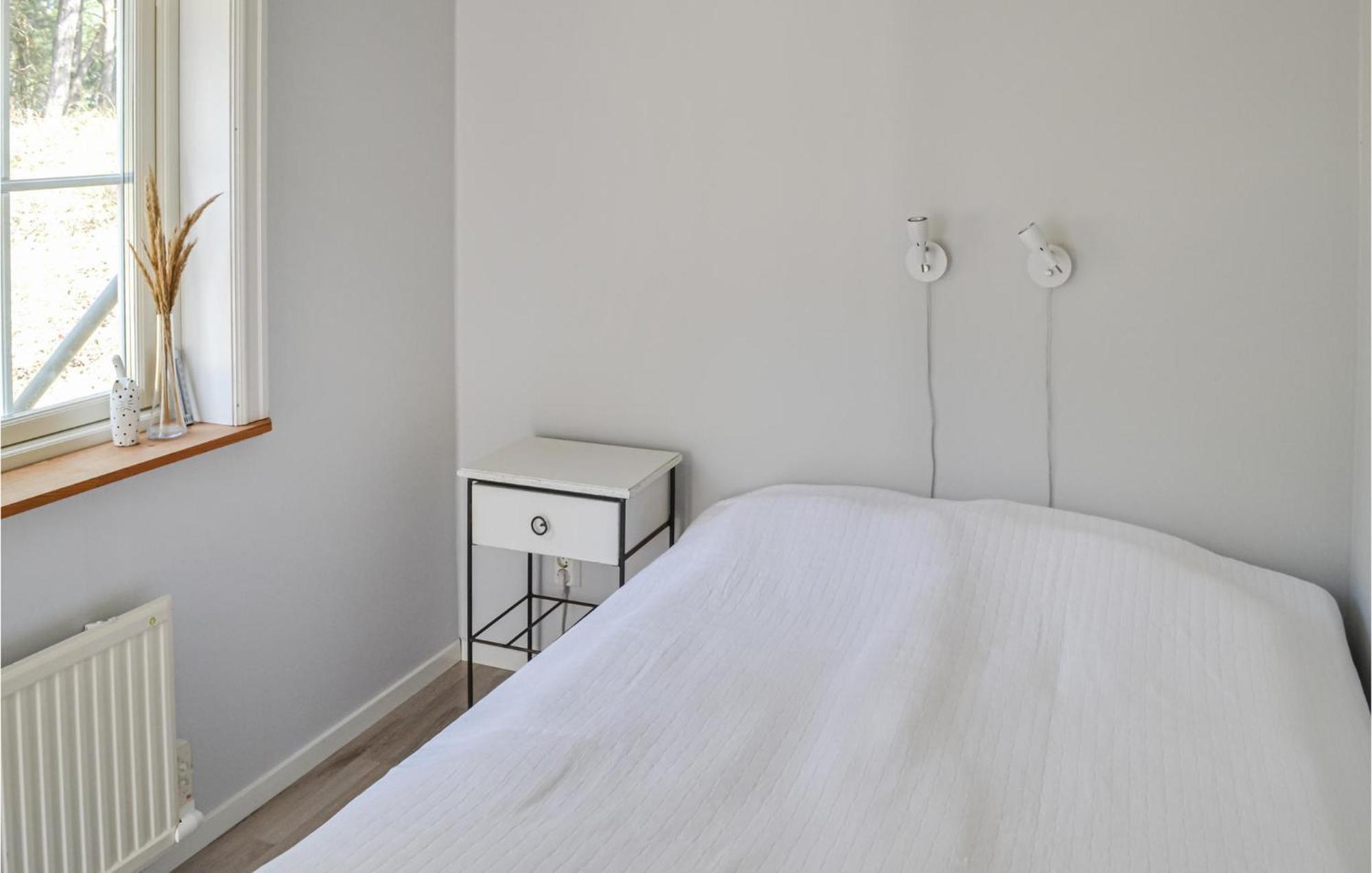 Gorgeous Home In Borrby With Wifi Esterno foto