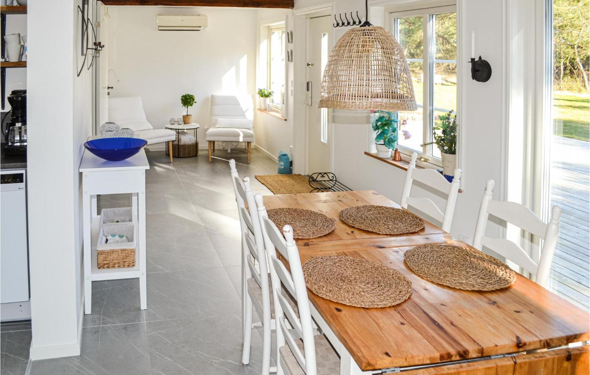 Gorgeous Home In Borrby With Wifi Esterno foto